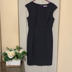 Calvin Klein dress in grey/ Size 6